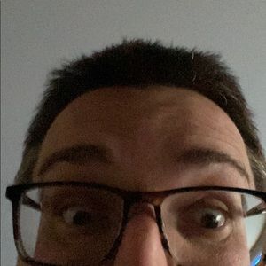 Meet your Posher, Yves